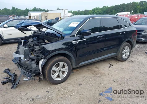 2022 Kia Sorento Lx z USA, uszkodzony, nr VIN 5XYRG4LCXNG131583